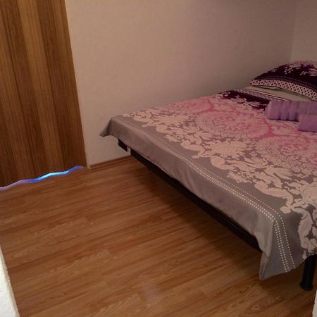 Apartmani Vesa Primošten Exterior foto